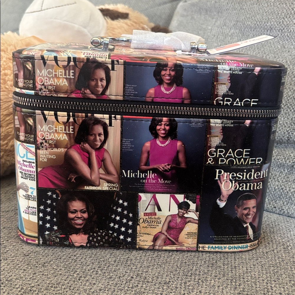 Michelle Obama makeup case - Picture 2 of 4